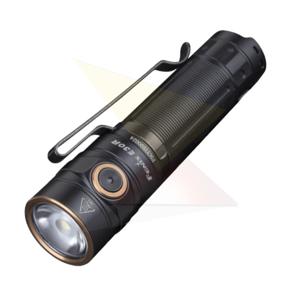 Fenix Elemlámpa E30R (+1 x 18650) Luminus SST40 (1600 lumen) - bemutató termék